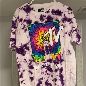 Men’s Large shirt